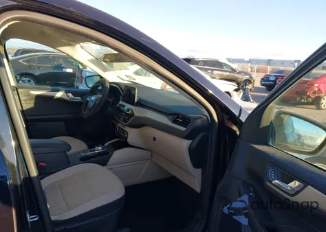 2021 Ford Escape Se Hybrid from USA, damaged, VIN 1FMCU0BZ5MUA38394